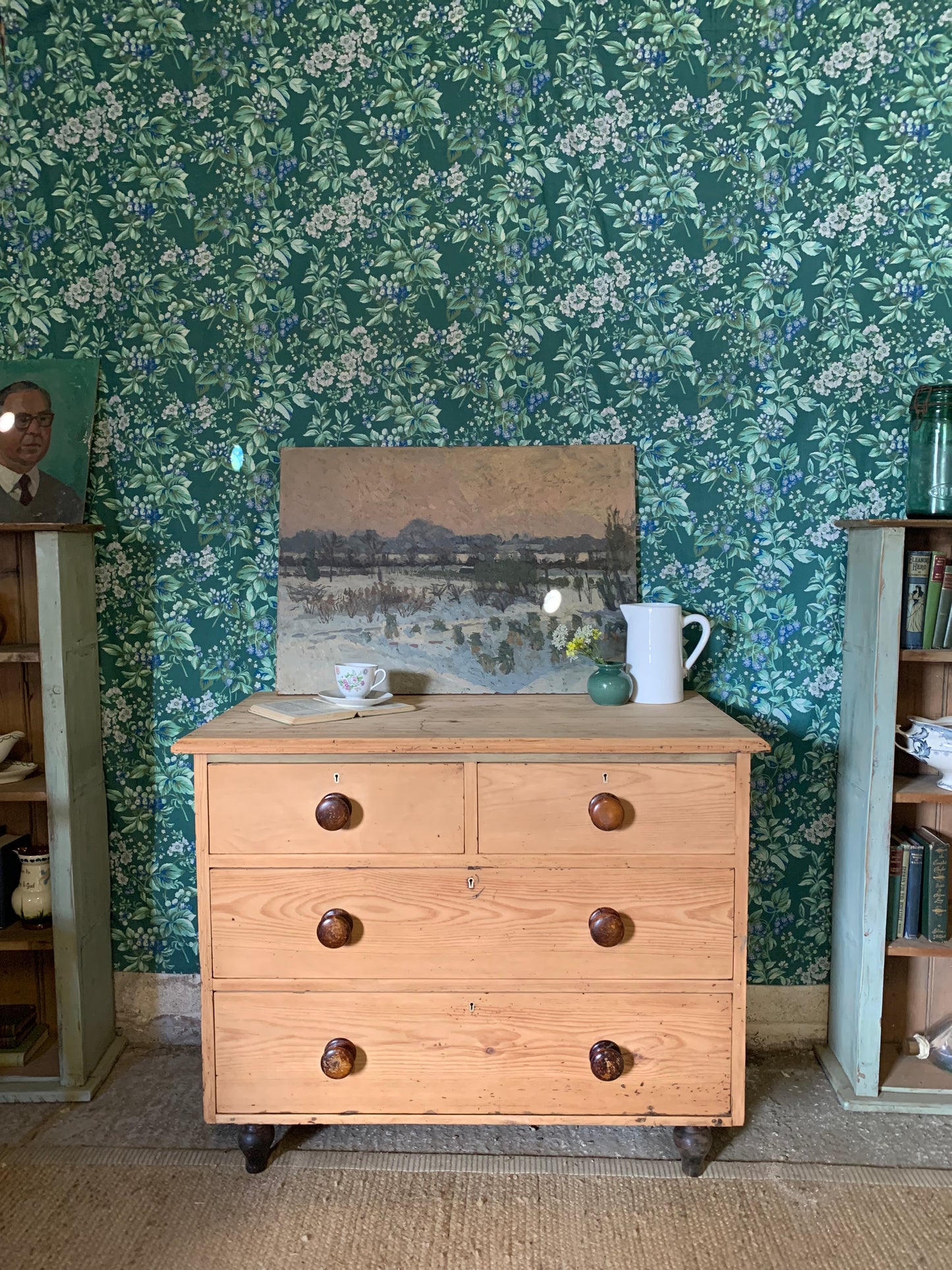 Pine Chest of Drawers