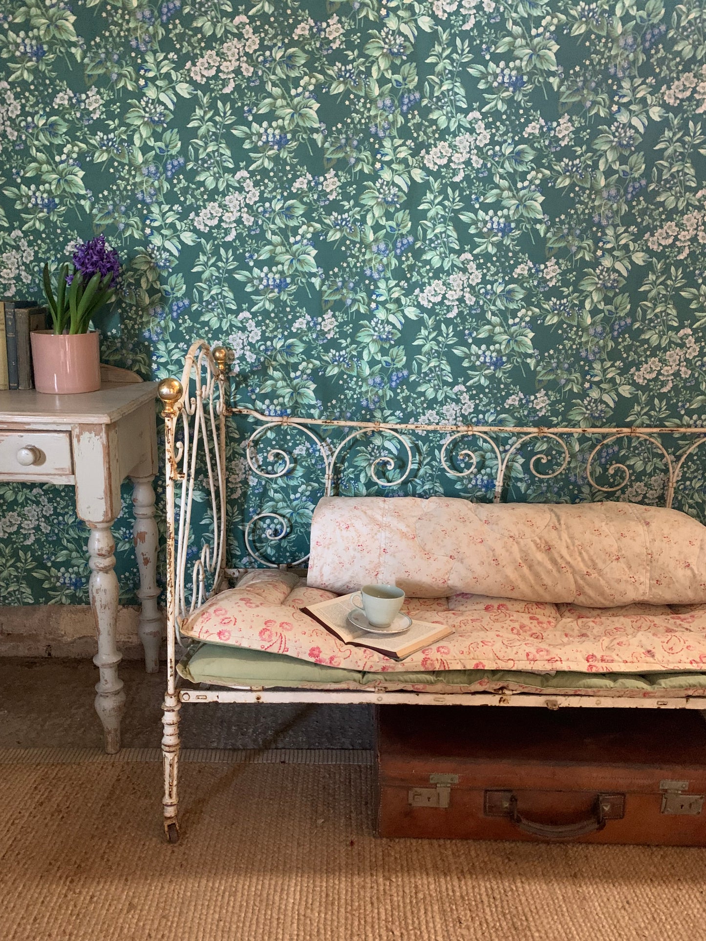 Vintage French Cot/Day Bed - Dovetail Vintage Co