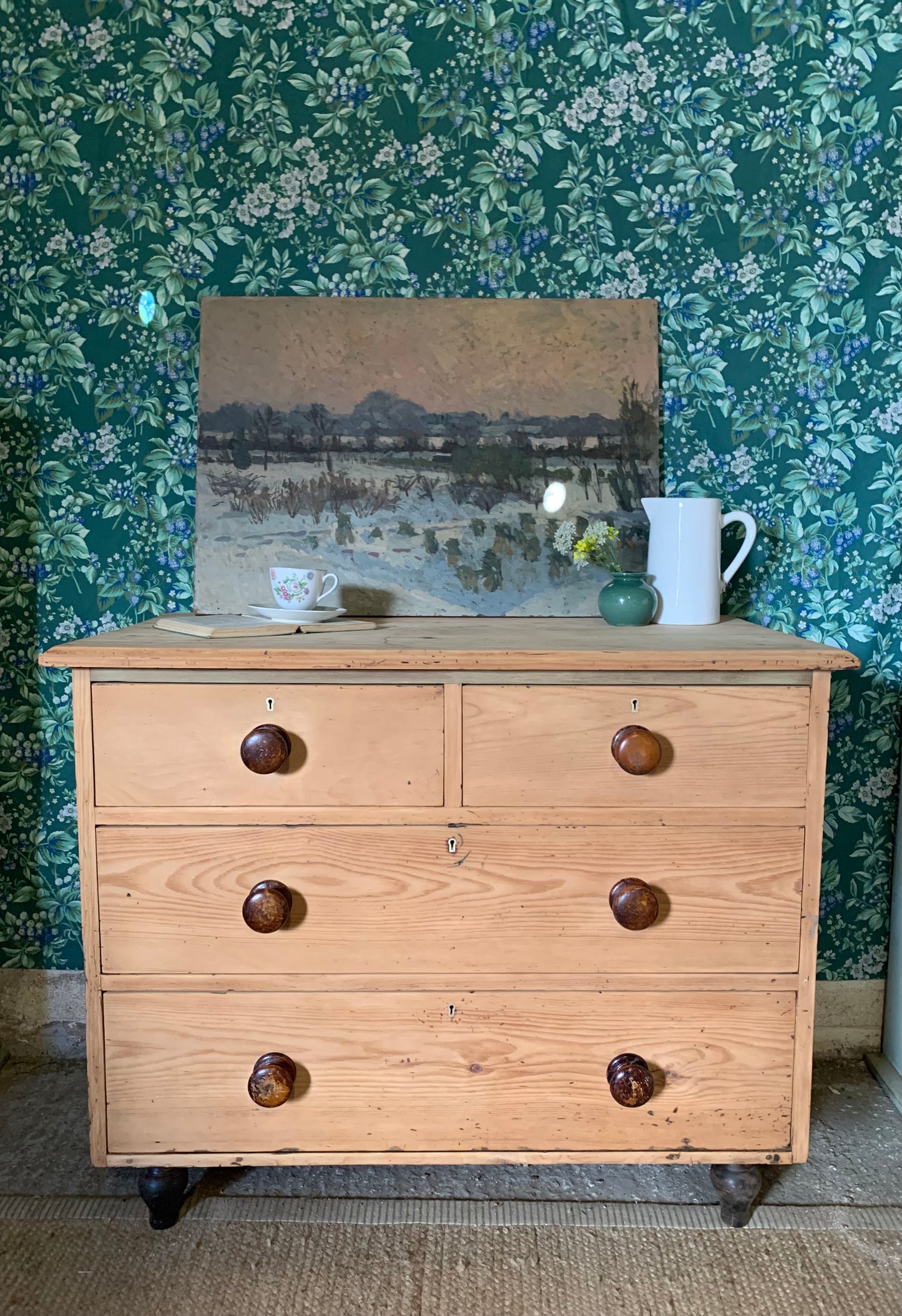 Pine Chest of Drawers