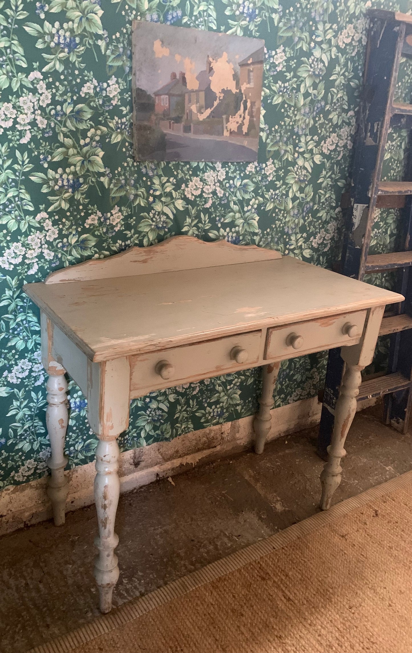 Chippy Paint Console - Dovetail Vintage Co
