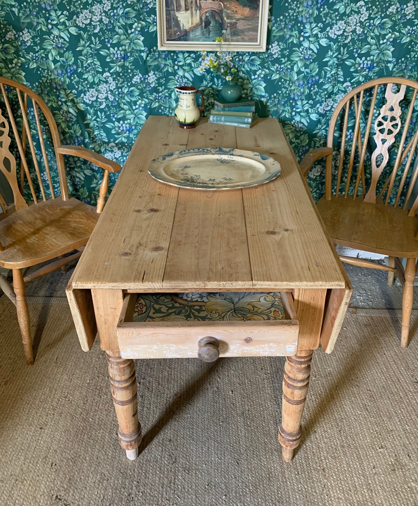 Pine Table with Leaves