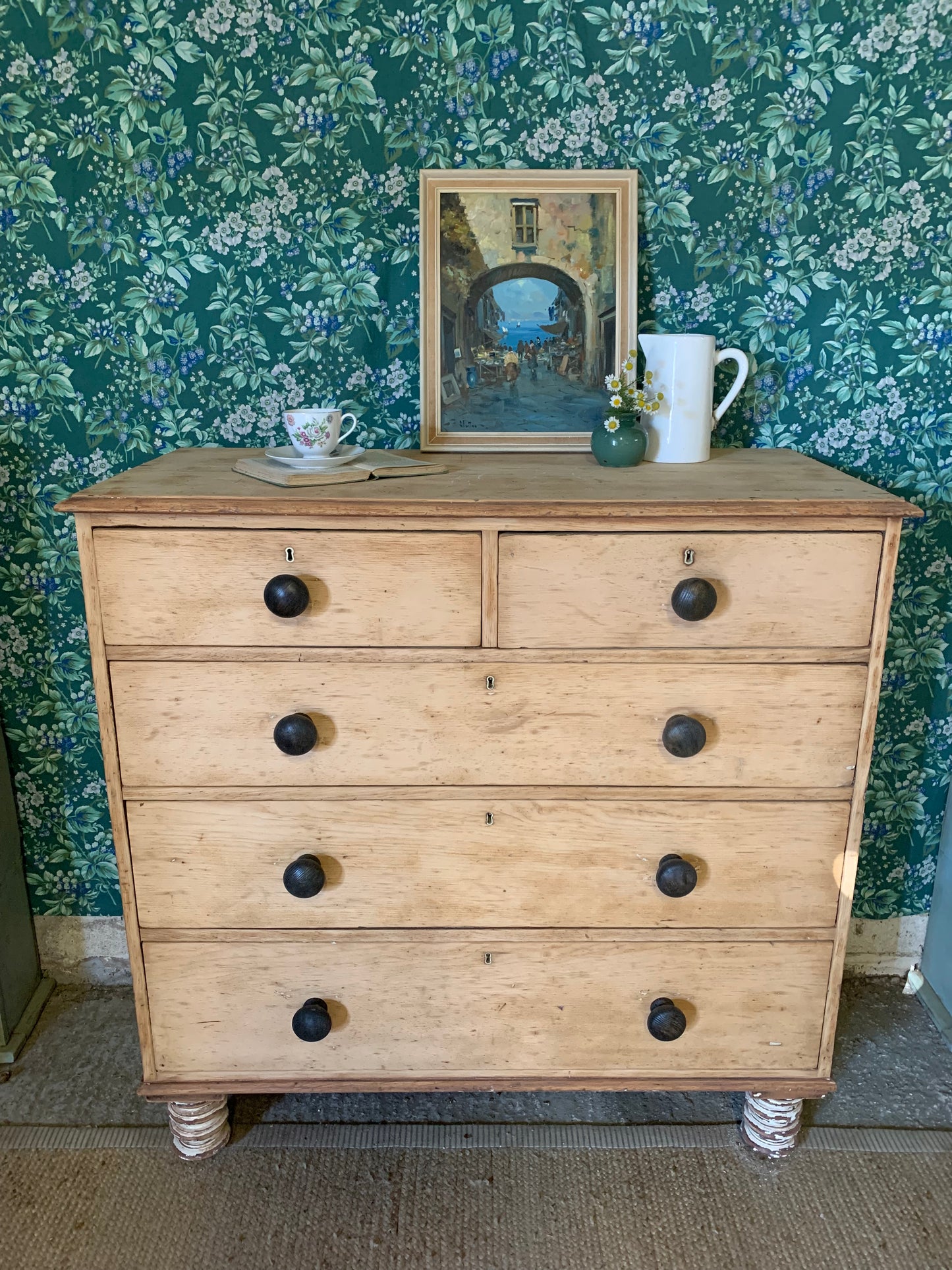 Large Chest of Drawers
