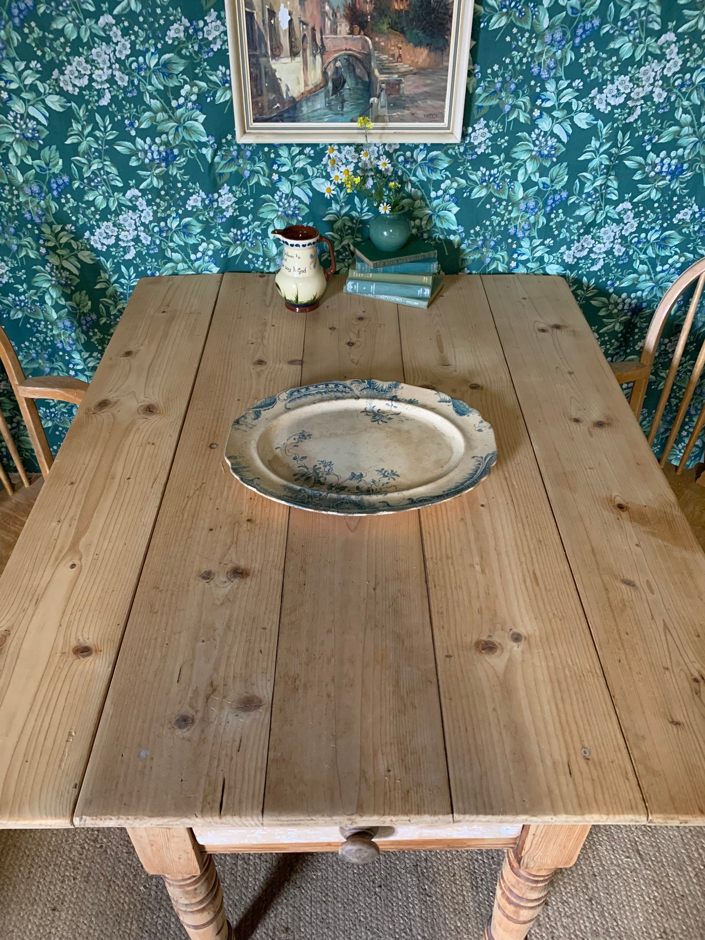 Pine Table with Leaves