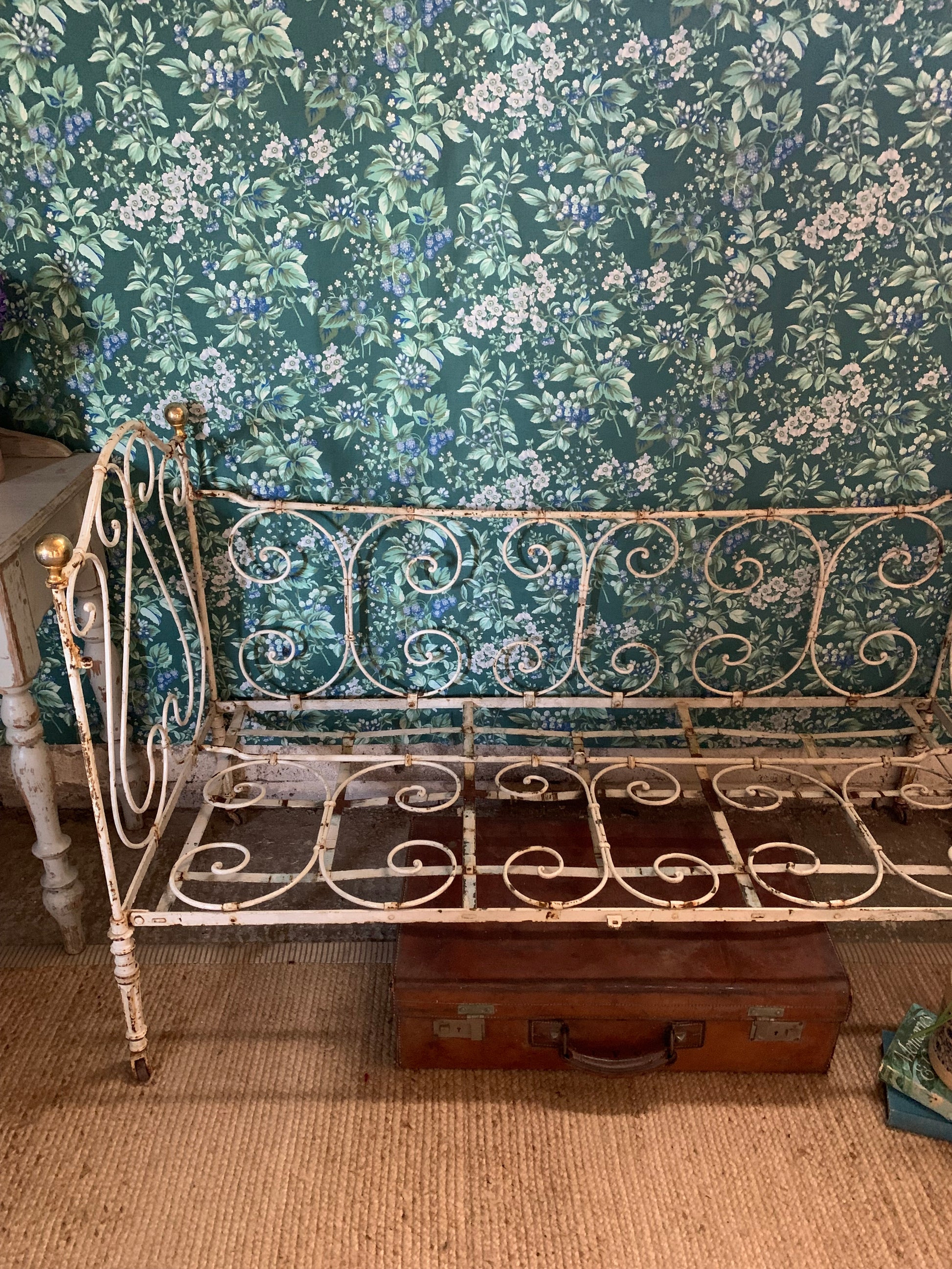 Vintage French Cot/Day Bed - Dovetail Vintage Co