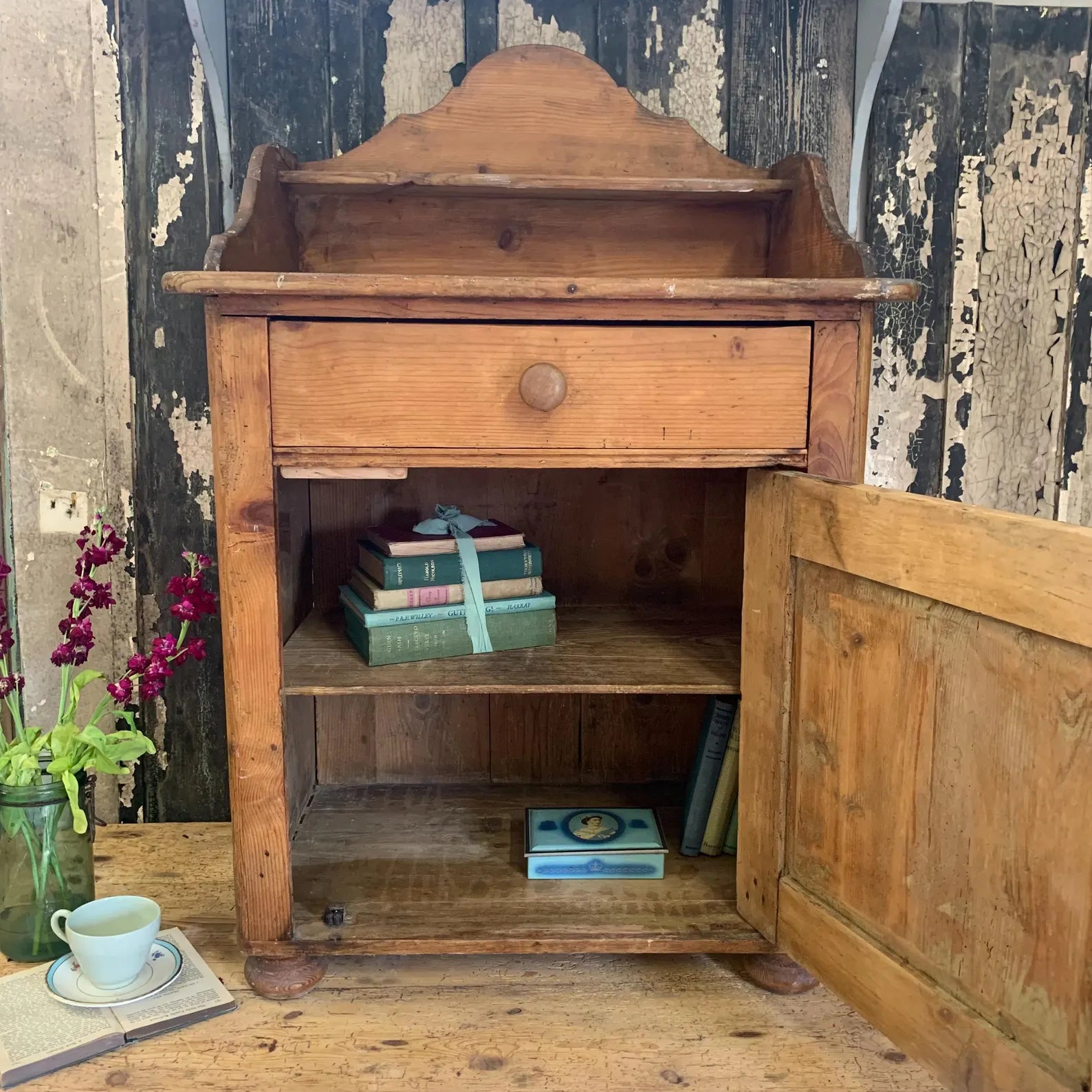 Vintage Bedside/ Occasional Table - Dovetail Vintage Co