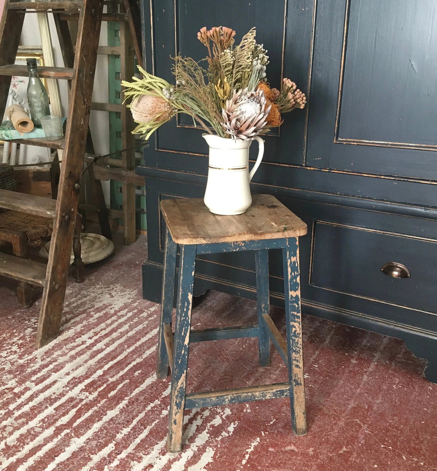 Vintage Chippy Paint Stool - Dovetail Vintage Co