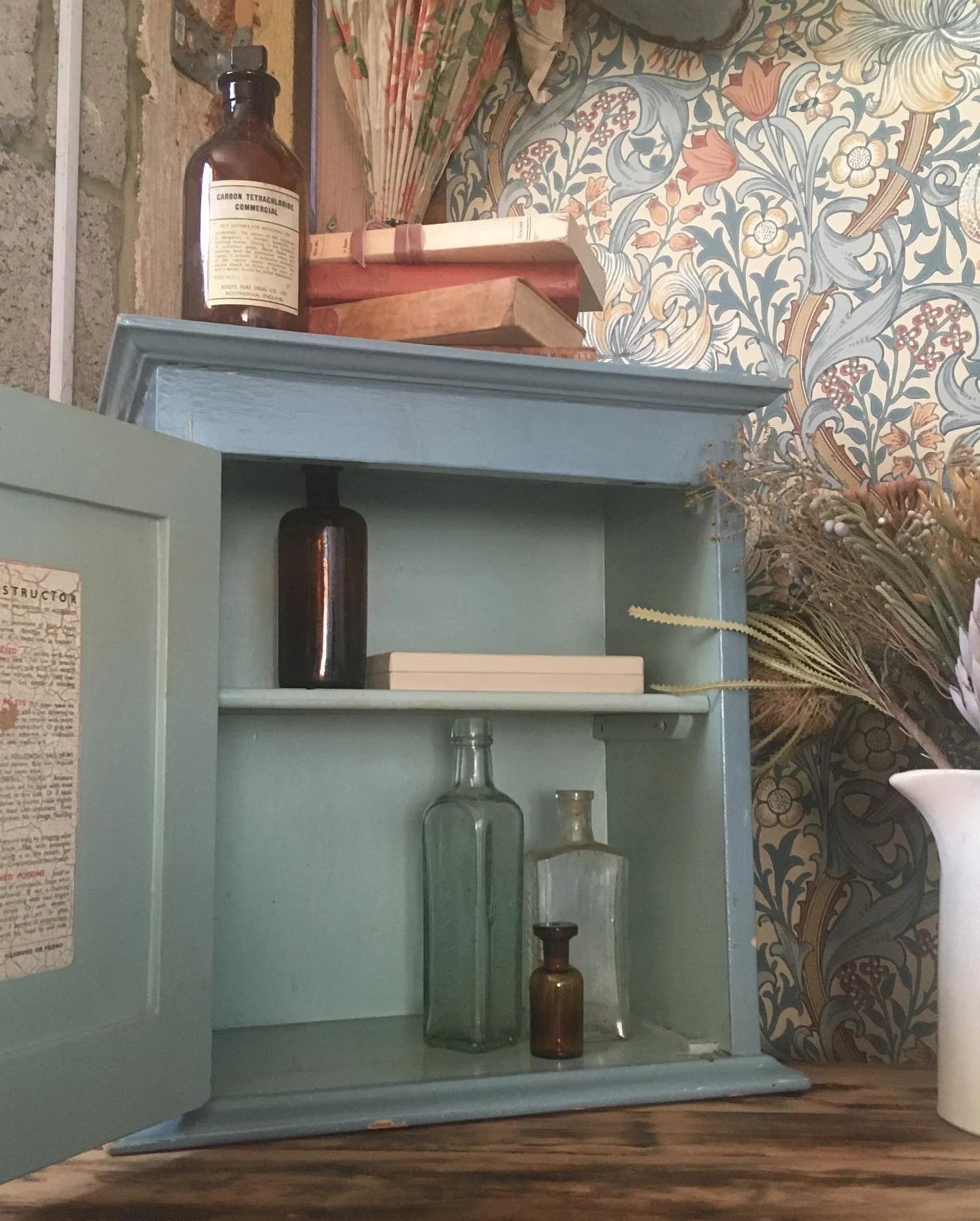 Vintage Medicine Cabinet - Dovetail Vintage Co