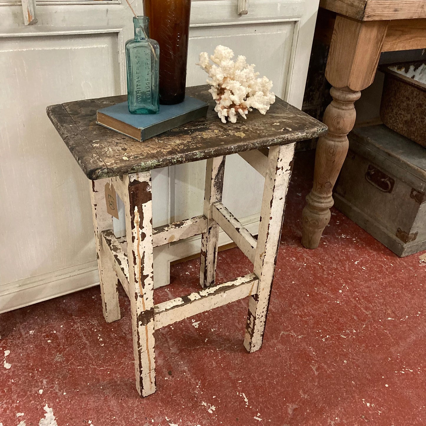 Vintage Stool - Dovetail Vintage Co