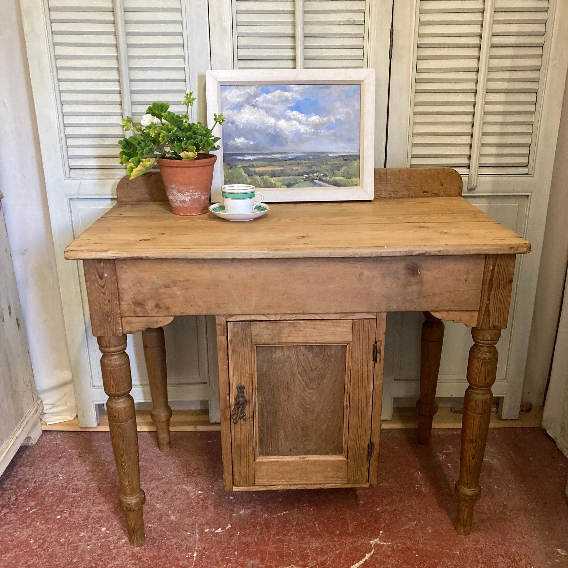 Antique Pine Washstand - Dovetail Vintage Co