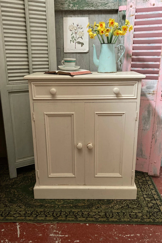 Vintage Cupboard - Dovetail Vintage Co