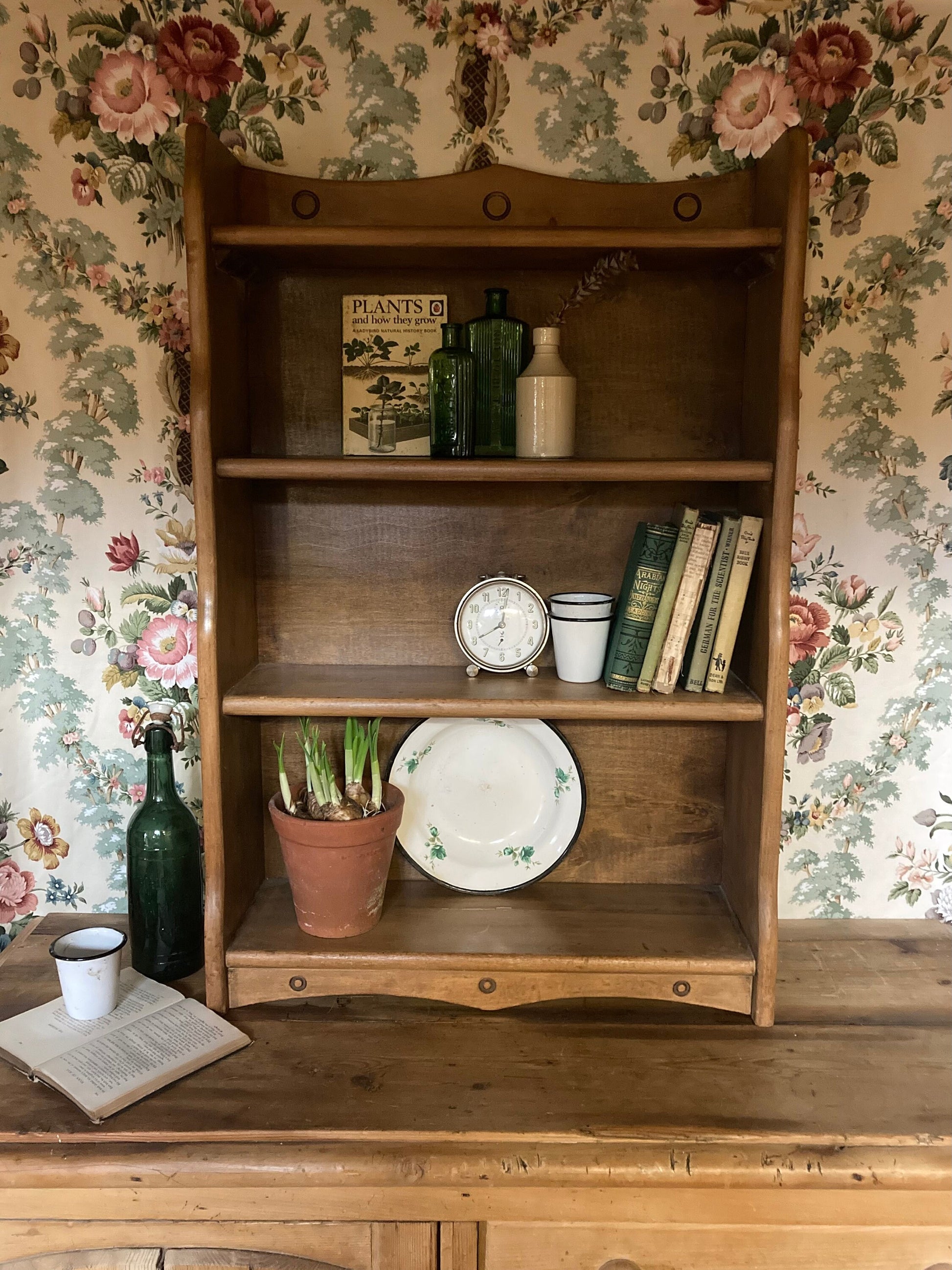 Vintage Bookcase - Dovetail Vintage Co