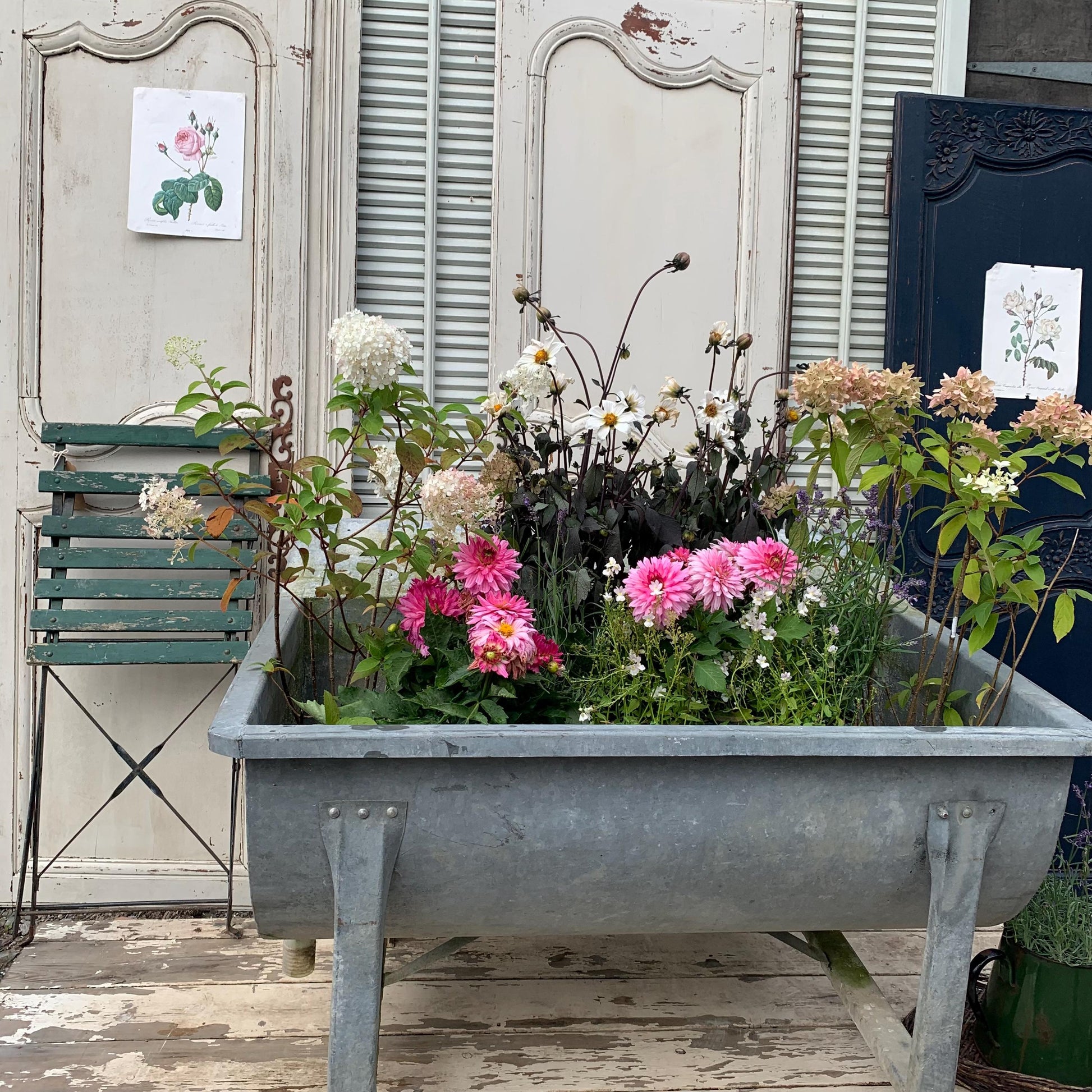 Vintage Galvanized Trough/Planter - Dovetail Vintage Co